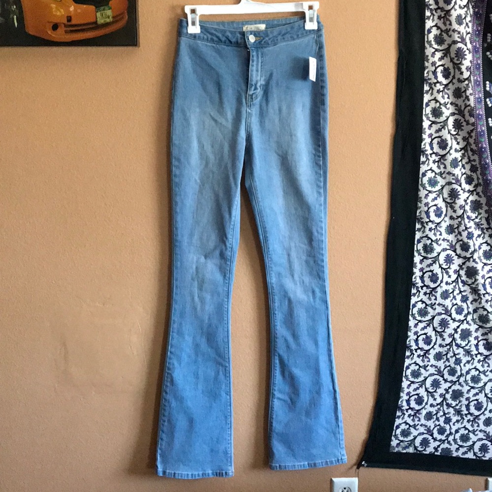 High waisted flare light wash jeans